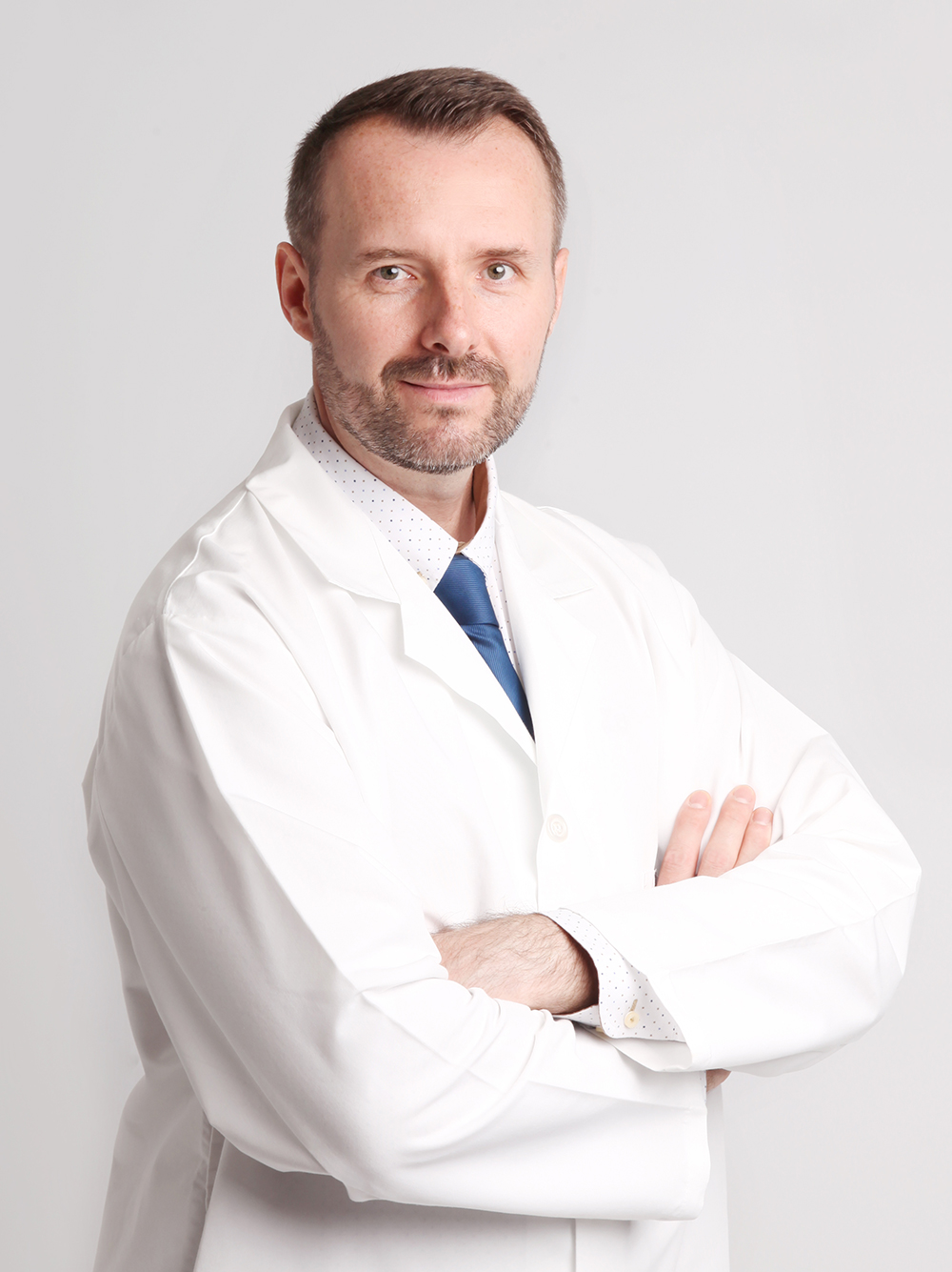 Dr. Stefan Banas
